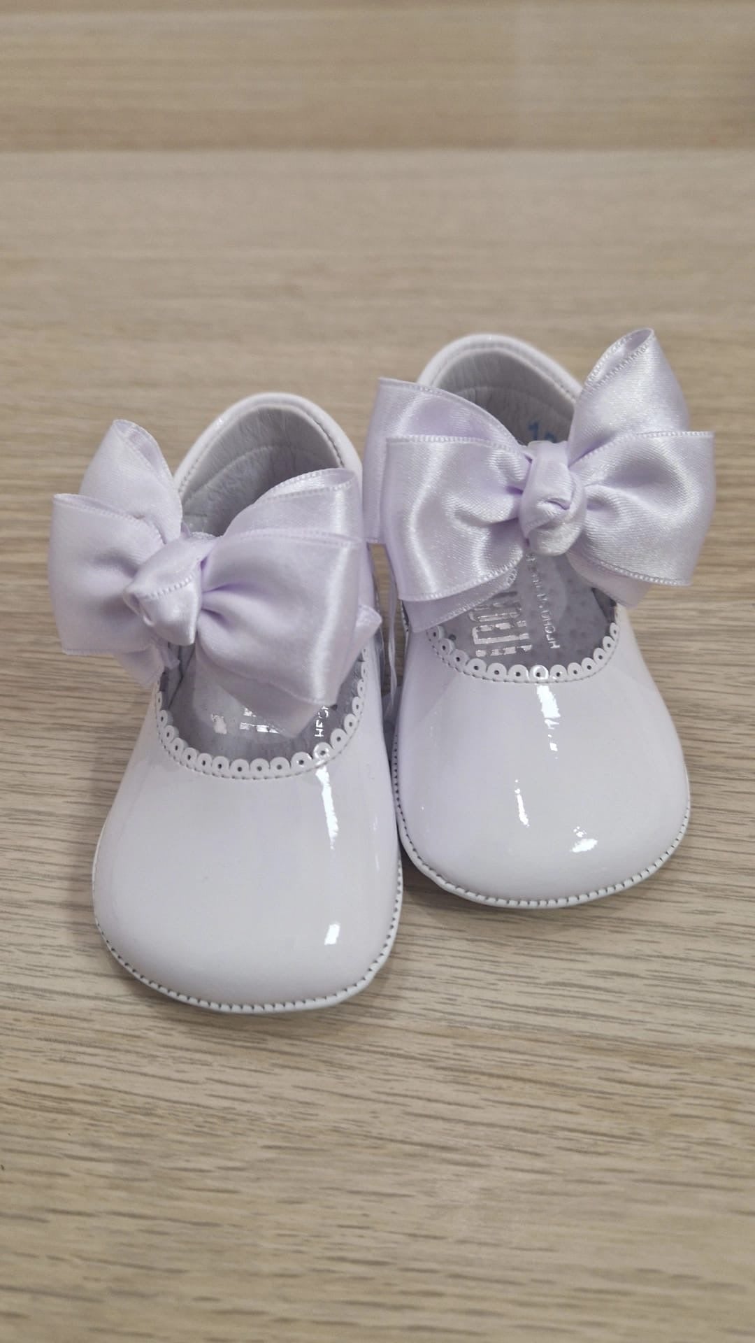 Ballerina in vernice Indice